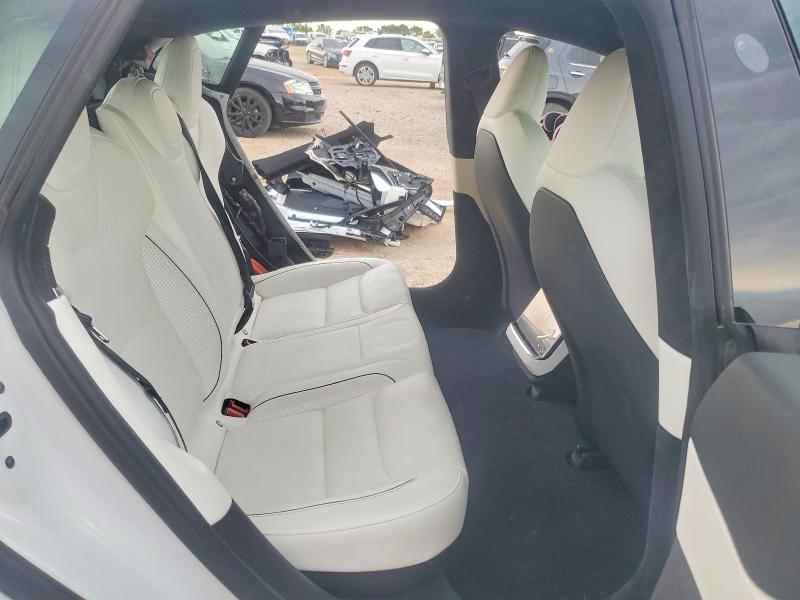 52834176 :رقم المزاد ، 5YJSA1E68NF459648 vin ، 2022 Tesla Model S مزاد بيع