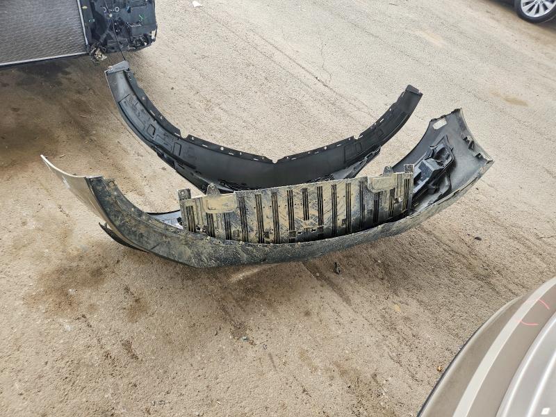 53560576 :رقم المزاد ، 1G11C5SLXFU111228 vin ، 2015 Chevrolet Malibu مزاد بيع