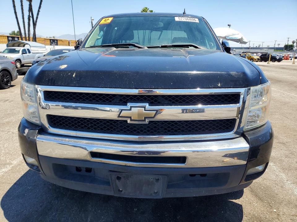 2011 Chevrolet Silverado მანქანა იყიდება აუქციონზე, vin: 3GCPCSE06BG401318, აუქციონის ნომერი: 52706806