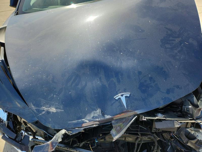 Продаж на аукціоні авто 2025 Tesla Model 3, vin: 5YJ3E1EAXSF908224, номер лоту: 52032266