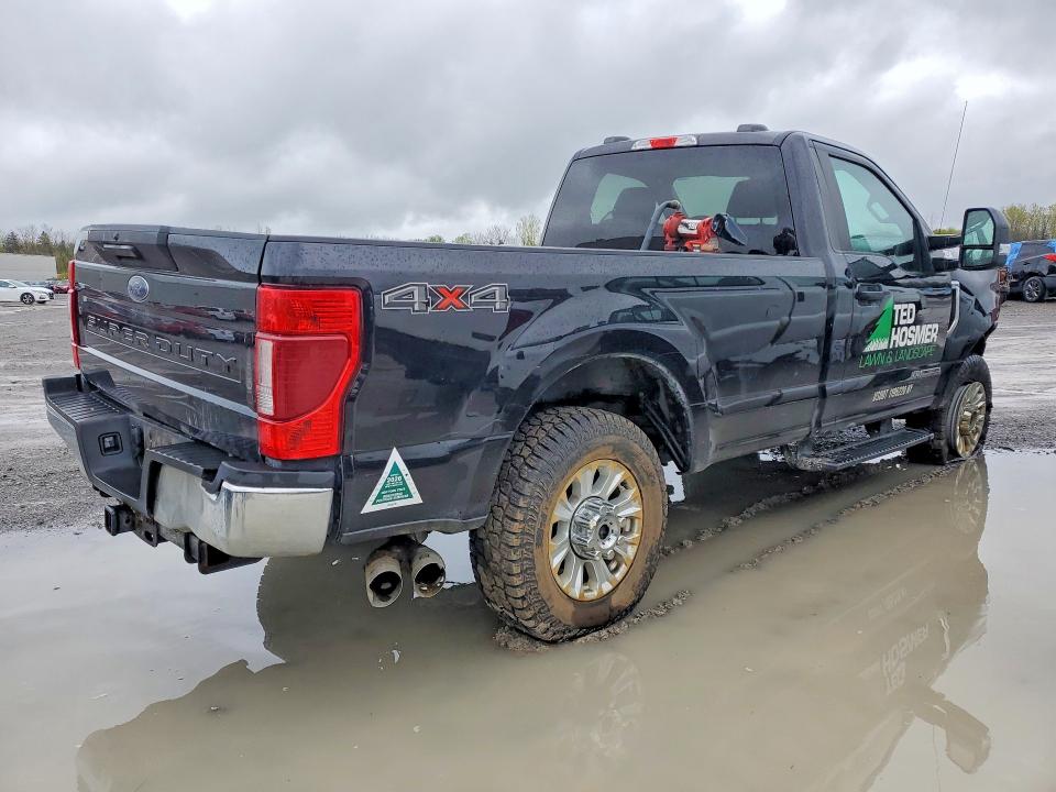 52648446 :رقم المزاد ، 1FTRF3BT1MED27823 vin ، 2021 Ford F350 مزاد بيع