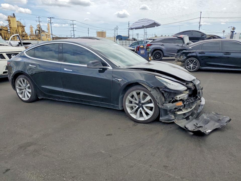 Продажа на аукционе авто 2018 Tesla Model 3, vin: 5YJ3E1EA8JF178022, номер лота: 55205286