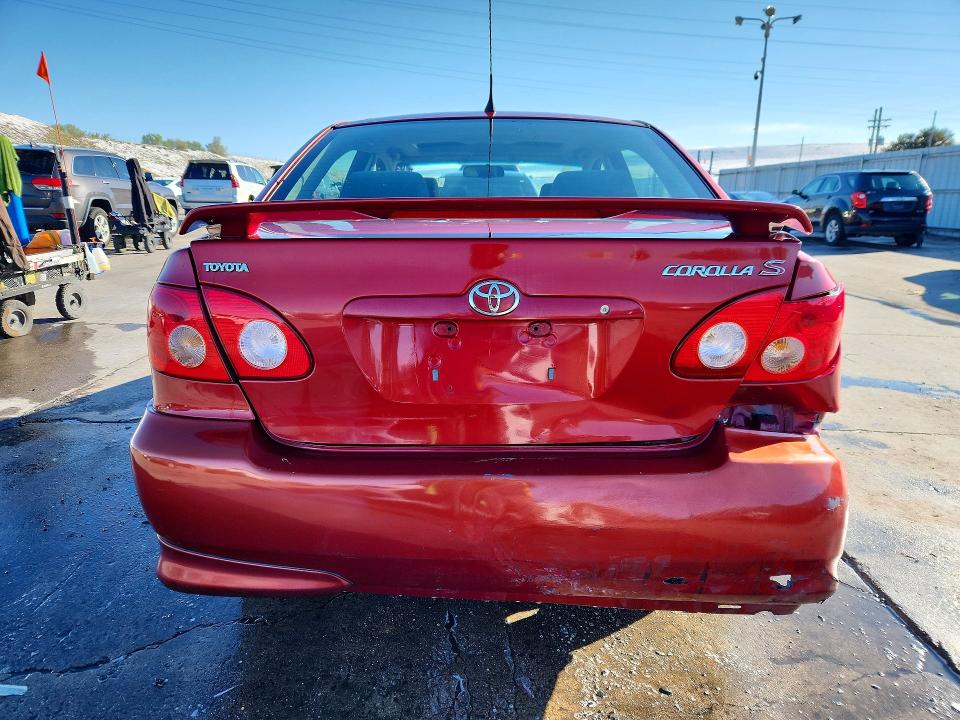 2006 Toyota Corolla მანქანა იყიდება აუქციონზე, vin: 1NXBR32E56Z695985, აუქციონის ნომერი: 52681526