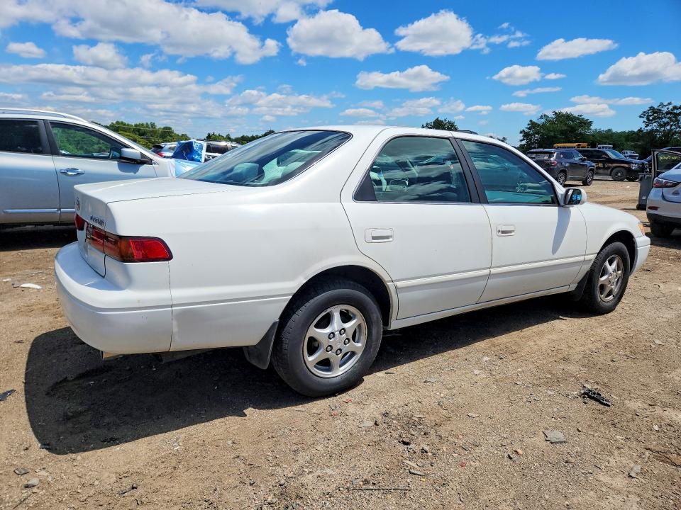 1998 Toyota Camry მანქანა იყიდება აუქციონზე, vin: 4T1BG22K1WU826156, აუქციონის ნომერი: 53810196