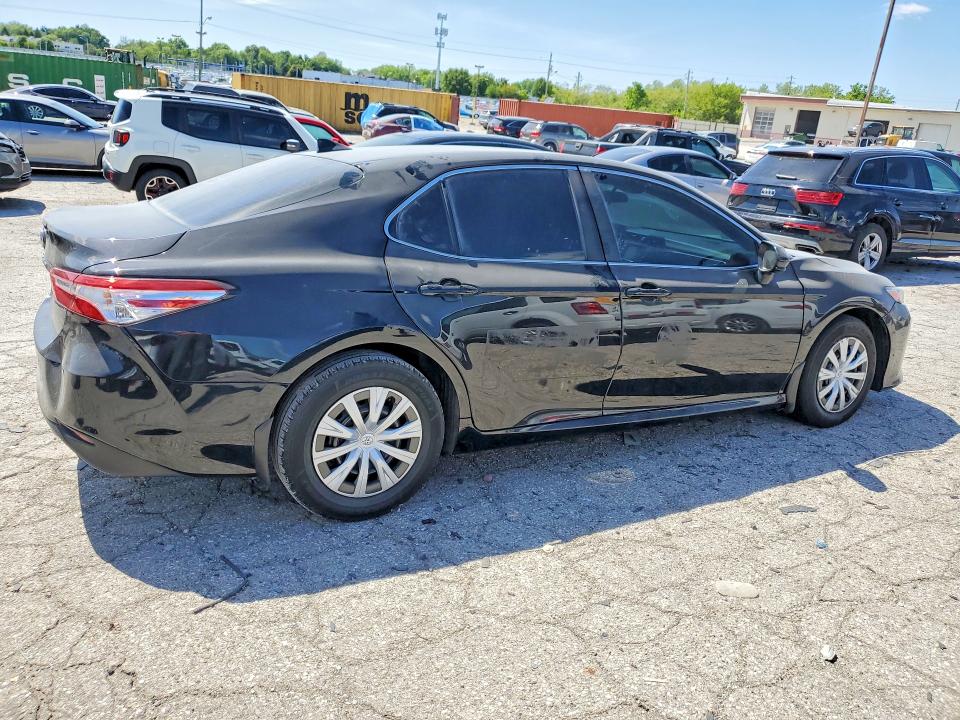 Продаж на аукціоні авто 2019 Toyota Camry, vin: 4T1B11HK7KU710585, номер лоту: 53560366