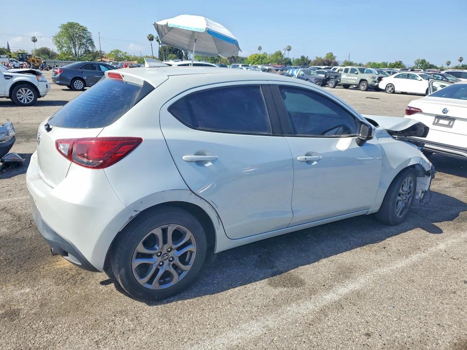 2020 Toyota Yaris Hatchback მანქანა იყიდება აუქციონზე, vin: 3MYDLBJV0LY701924, აუქციონის ნომერი: 54137296