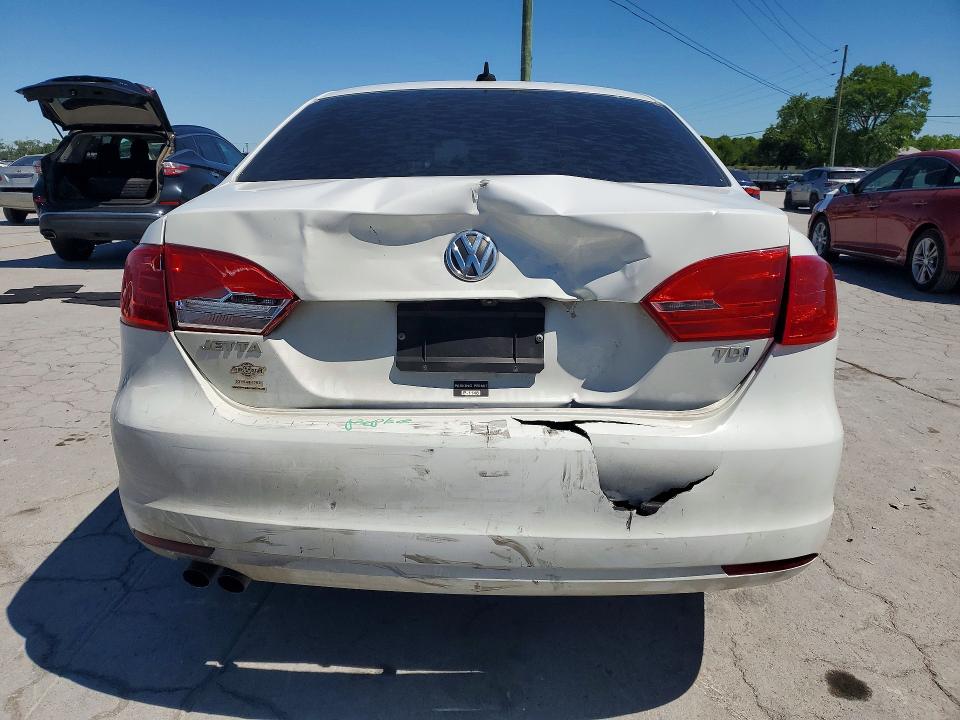 52430996 :رقم المزاد ، 3VWLL7AJ4EM419359 vin ، 2014 Volkswagen Jetta مزاد بيع