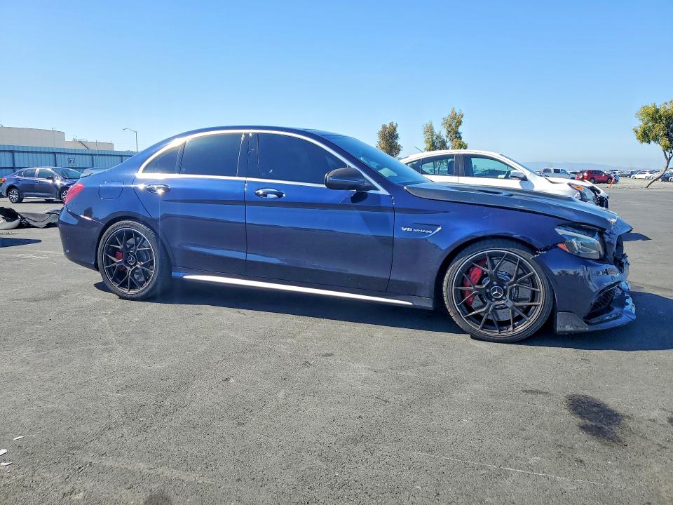 53026406 :رقم المزاد ، 55SWF8HBXHU229360 vin ، 2017 Mercedes-benz C مزاد بيع