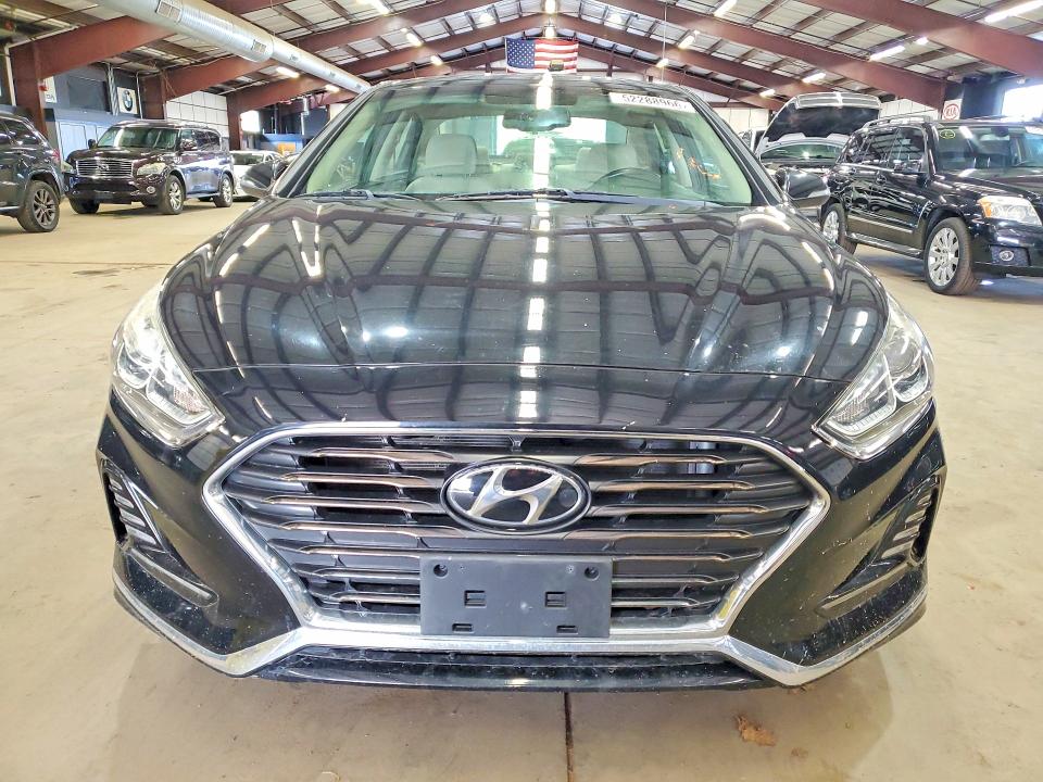Auction sale of the 2018 Hyundai Sonata, vin: 5NPE34AF3JH666927, lot number: 52288966