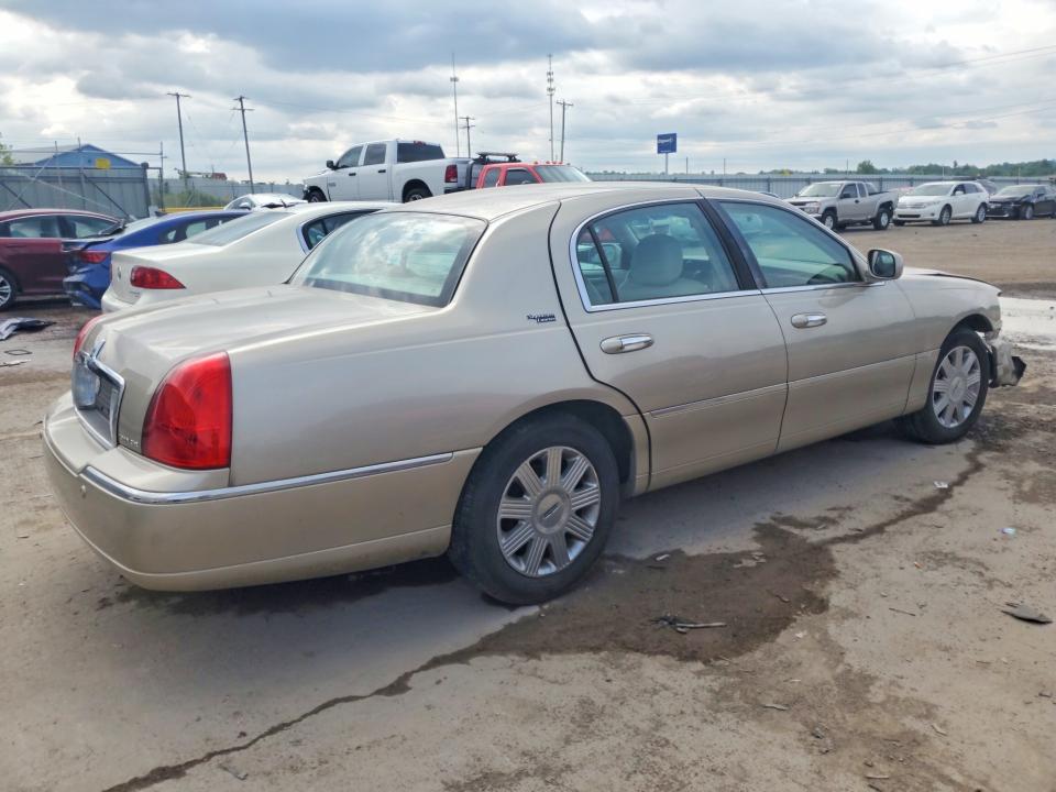 Продажа на аукционе авто 2005 Lincoln Town Car, vin: 1LNHM82W05Y630001, номер лота: 54152916