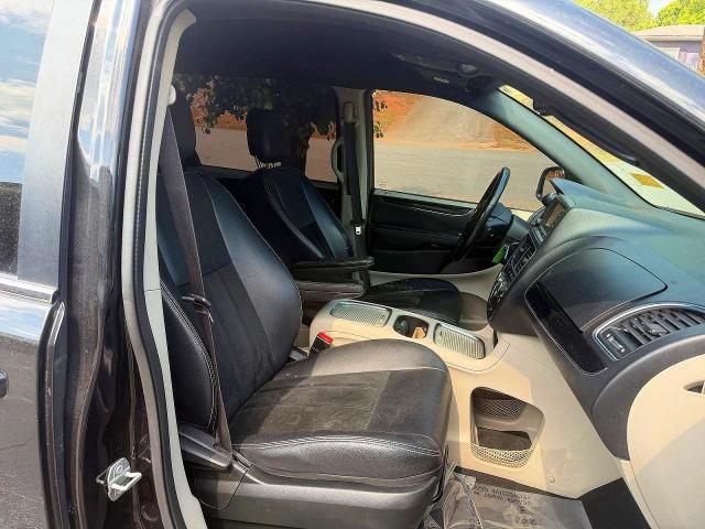 2018 Dodge Grand Caravan მანქანა იყიდება აუქციონზე, vin: 2C4RDGCG1JR207498, აუქციონის ნომერი: 54791006
