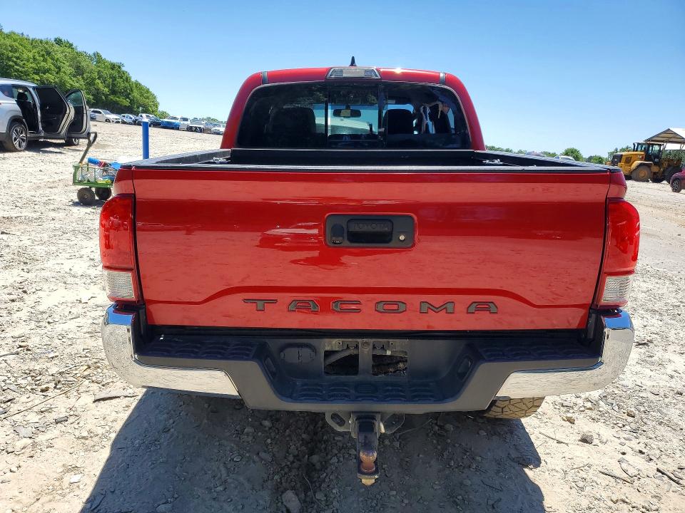 53692036 :رقم المزاد ، 5TFAZ5CN8HX044152 vin ، 2017 Toyota Tacoma مزاد بيع