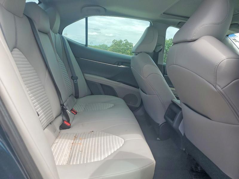 53990066 :رقم المزاد ، 4T1B11HK6KU745053 vin ، 2019 Toyota Camry مزاد بيع