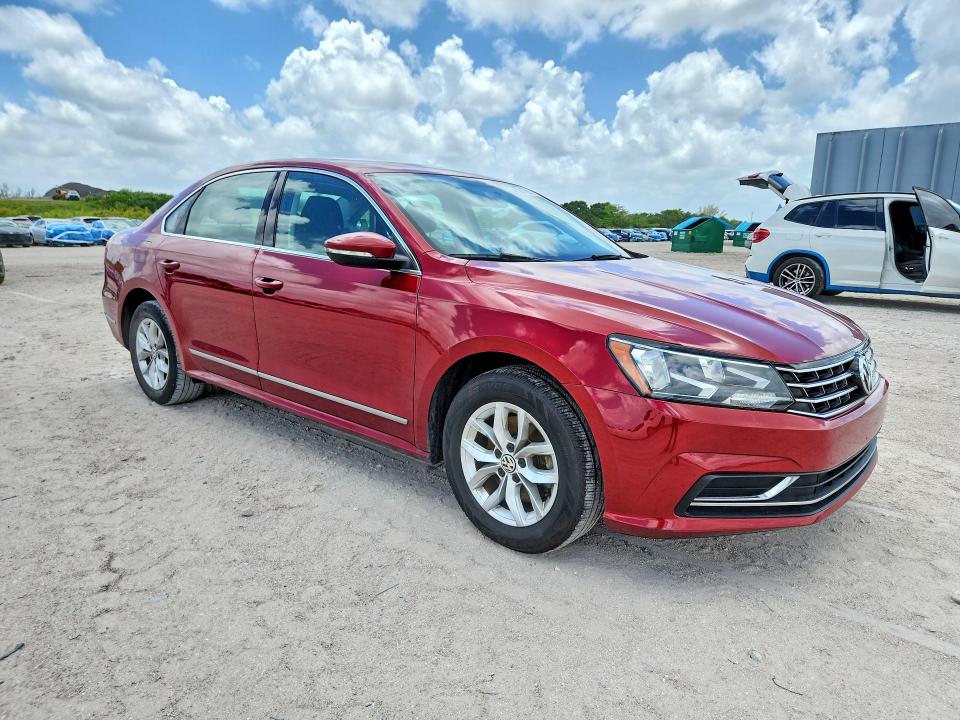 55112916 :رقم المزاد ، 1VWAT7A33GC012176 vin ، 2016 Volkswagen Passat مزاد بيع
