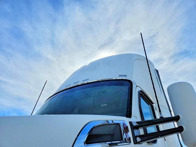 Продажа на аукционе авто 2015 Kenworth T680, vin: 1XKYA48X0FJ443670, номер лота: 77532325