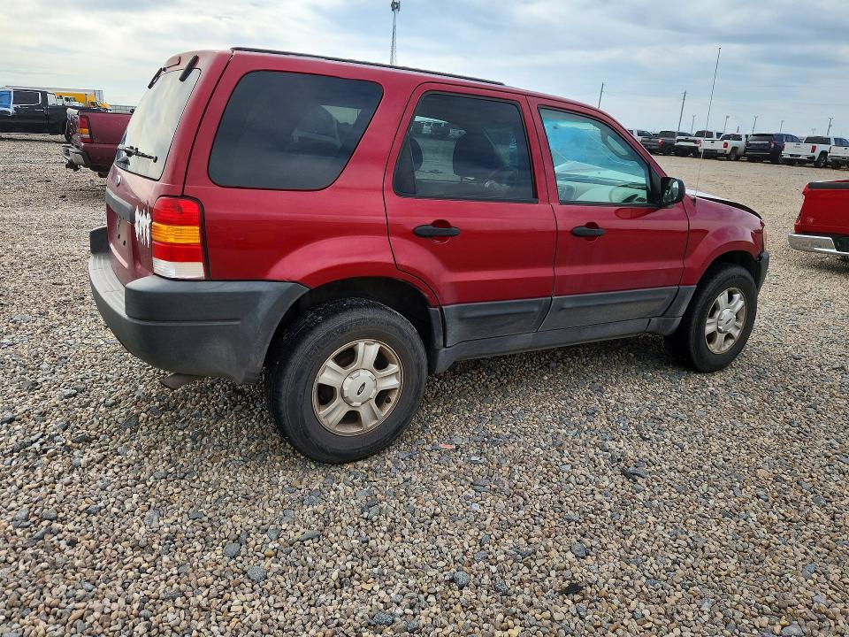 2004 Ford Escape მანქანა იყიდება აუქციონზე, vin: 1FMYU93174DA21812, აუქციონის ნომერი: 54980296