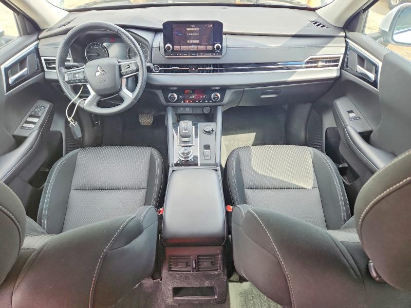2022 Mitsubishi Outlander მანქანა იყიდება აუქციონზე, vin: JA4J4TA82NZ041595, აუქციონის ნომერი: 51846936