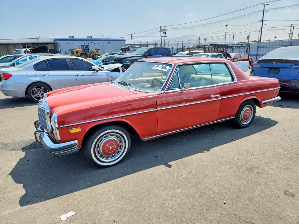 53117996 :رقم المزاد ، 11407312002490 vin ، 1973 Mercedes-benz 280c مزاد بيع