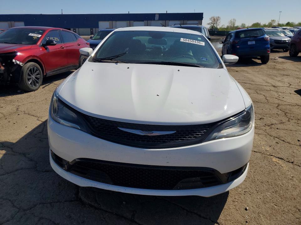 50450436 :رقم المزاد ، 1C3CCCBBXFN712620 vin ، 2015 Chrysler 200 مزاد بيع