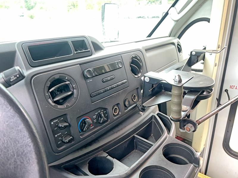 54528006 :رقم المزاد ، 1FTDS3EL6BDB24396 vin ، 2011 Ford Econoline مزاد بيع