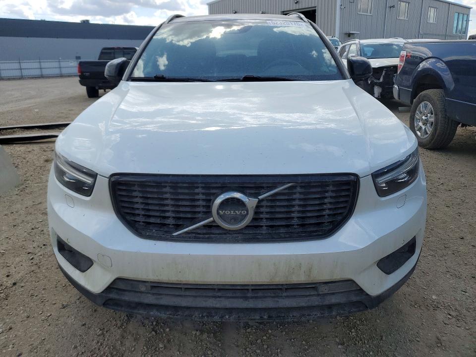 2020 Volvo Xc40 მანქანა იყიდება აუქციონზე, vin: YV4162UM1L2260442, აუქციონის ნომერი: 52320176