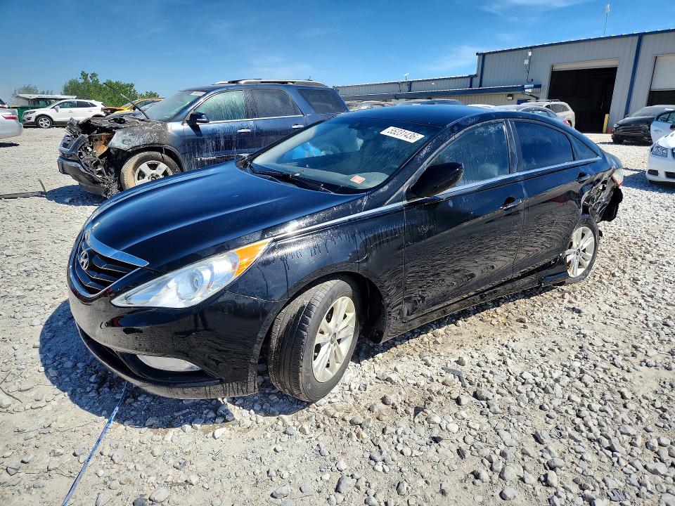 55231436 :رقم المزاد ، 5NPEB4AC2DH527353 vin ، 2013 Hyundai Sonata مزاد بيع