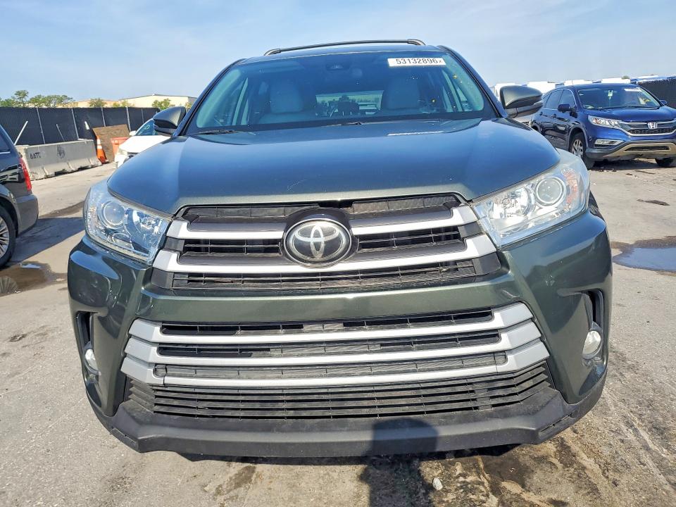 Продаж на аукціоні авто 2019 Toyota Highlander, vin: 5TDZZRFH1KS333290, номер лоту: 53132896