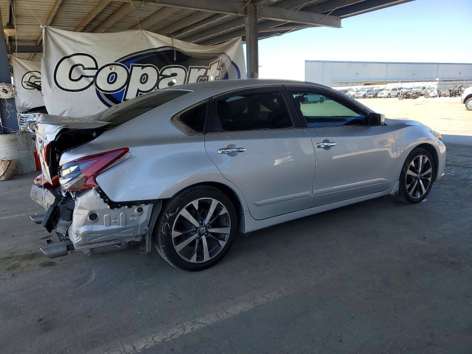 54667946 :رقم المزاد ، 1N4AL3AP9HC255478 vin ، 2017 Nissan Altima مزاد بيع