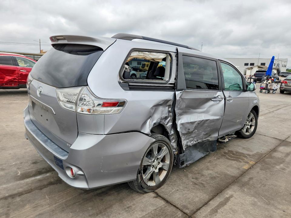 Продажа на аукционе авто 2012 Toyota Sienna, vin: 5TDXK3DC8CS246889, номер лота: 54124946