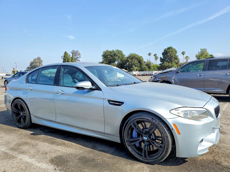 Продажа на аукционе авто 2013 Bmw M5, vin: WBSFV9C57DD095686, номер лота: 53244756