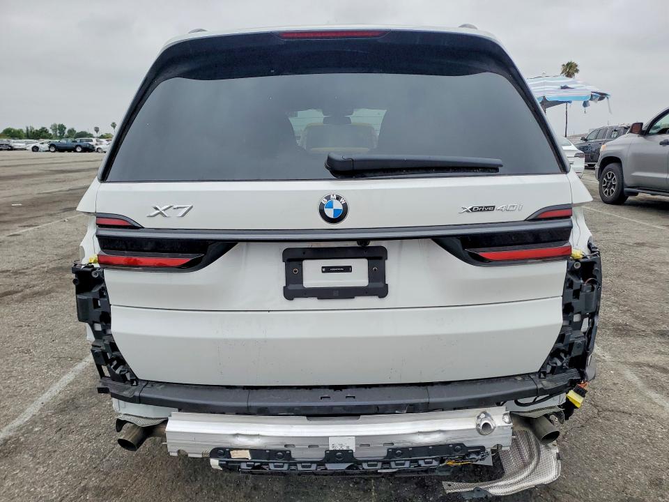 53422676 :رقم المزاد ، 5UX23EM05T9257354 vin ، 2026 Bmw X7 مزاد بيع