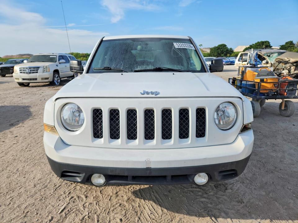 53203336 :رقم المزاد ، 1C4NJPBA3GD568036 vin ، 2016 Jeep Patriot مزاد بيع