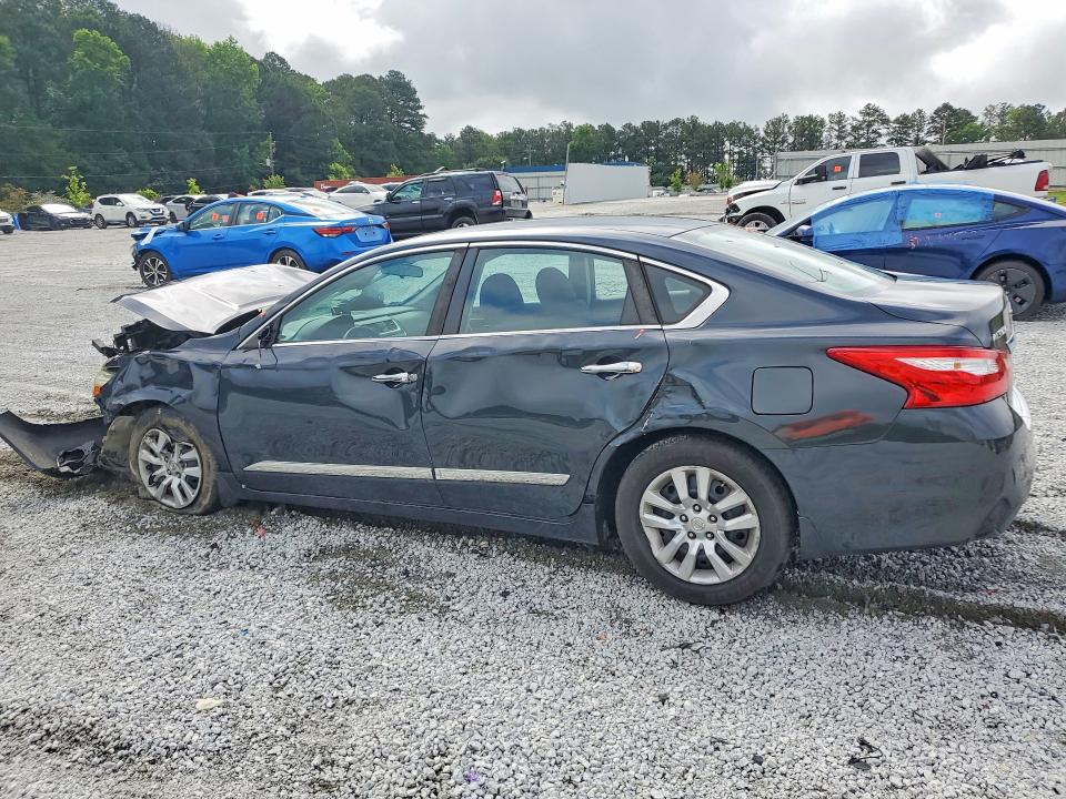 2017 Nissan Altima მანქანა იყიდება აუქციონზე, vin: 1N4AL3AP7HN355504, აუქციონის ნომერი: 55152756