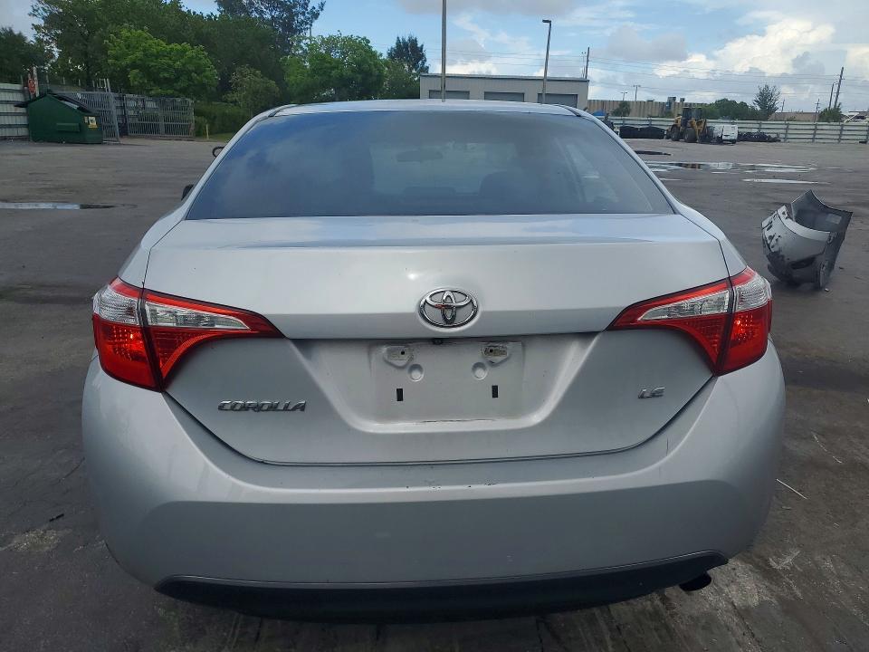 53880366 :رقم المزاد ، 5YFBURHE4FP250714 vin ، 2015 Toyota Corolla مزاد بيع