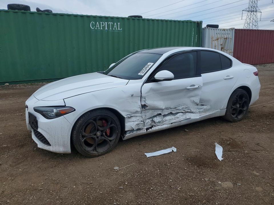 Продаж на аукціоні авто 2022 Alfa Romeo Giulia, vin: ZARFANBN5N7656664, номер лоту: 52254846