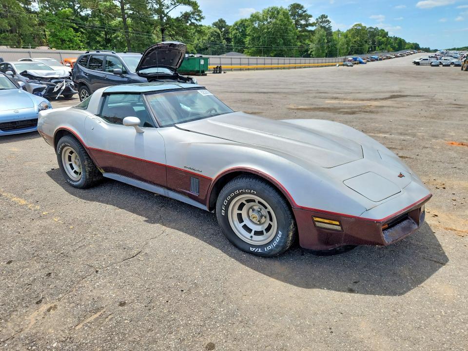 52528366 :رقم المزاد ، 1G1AY8785C100392 vin ، 1982 Chev Corvette مزاد بيع