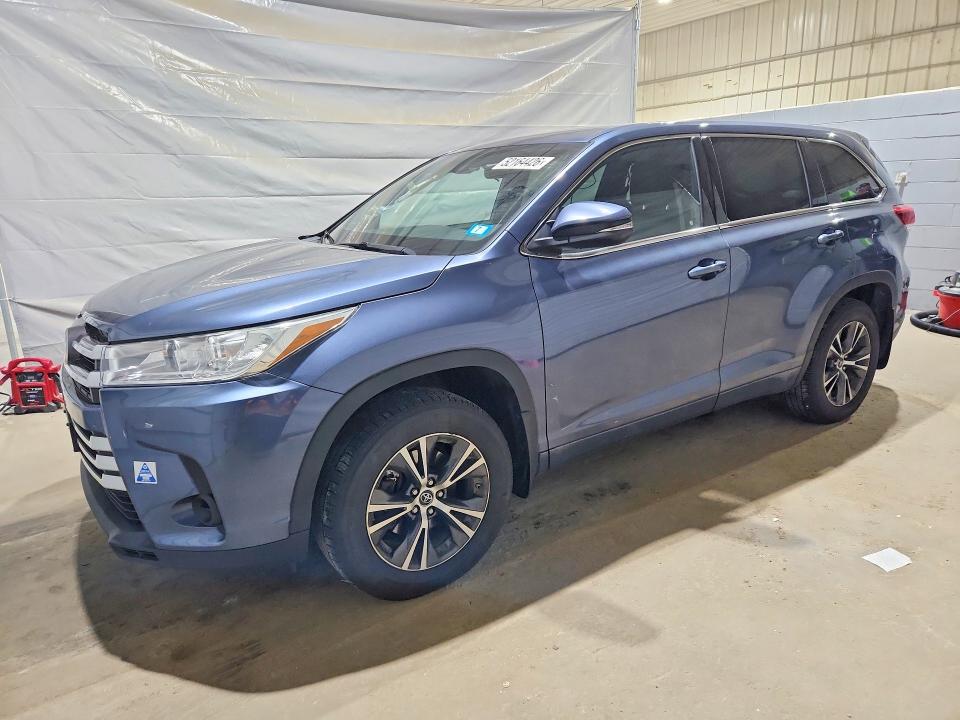 52164426 :رقم المزاد ، 5TDBZRFH6JS887215 vin ، 2018 Toyota Highlander مزاد بيع
