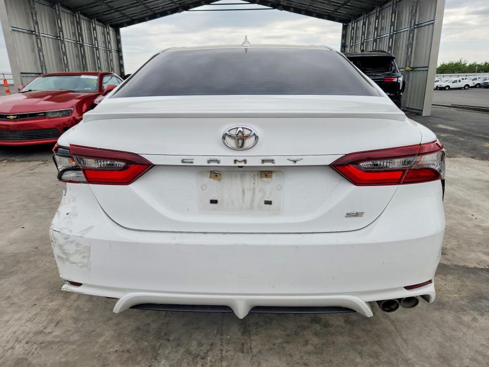 2022 Toyota Camry მანქანა იყიდება აუქციონზე, vin: 4T1G11AK8NU711619, აუქციონის ნომერი: 52384106