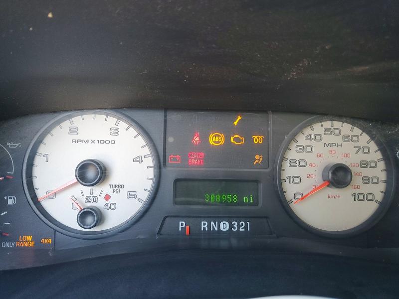 52028756 :رقم المزاد ، 1FTWW33P15ED01292 vin ، 2005 Ford F350 مزاد بيع