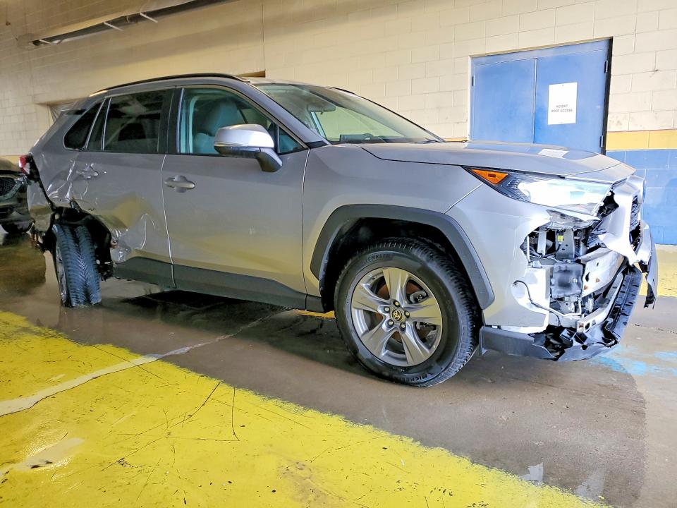 Продажа на аукционе авто 2022 Toyota Rav4 Hybrid, vin: 4T3MWRFV2NU065555, номер лота: 79342865