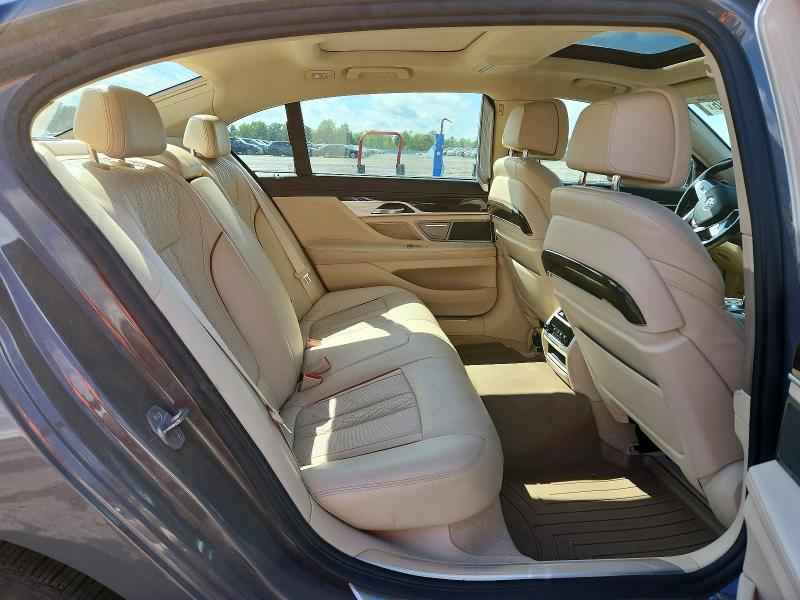 53267686 :رقم المزاد ، WBA7U2C07LGJ59956 vin ، 2020 Bmw 750 مزاد بيع