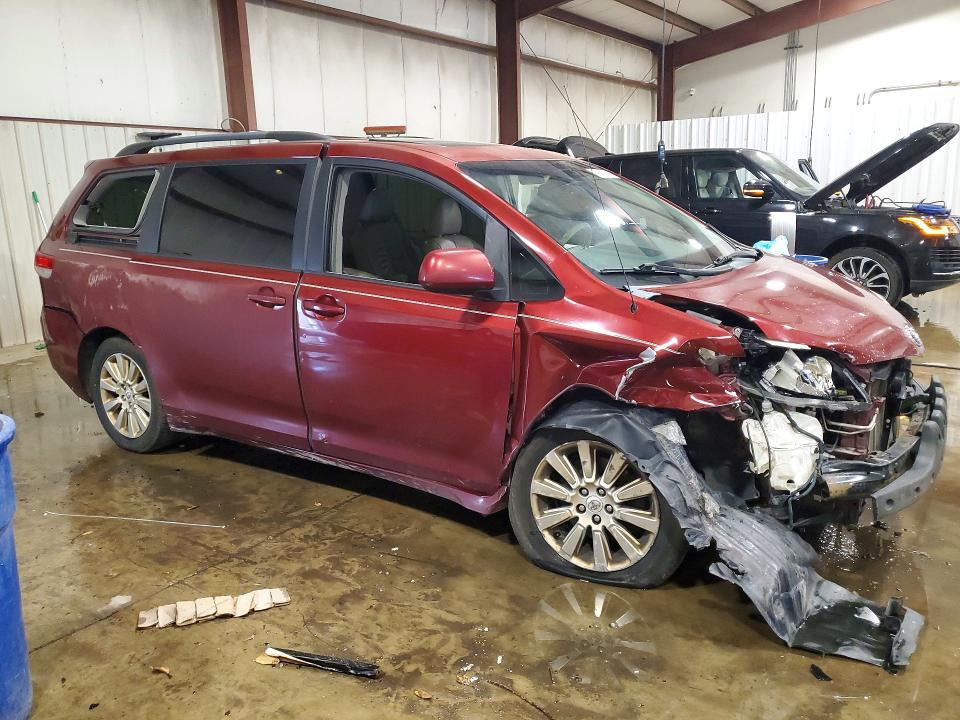 2011 Toyota Sienna მანქანა იყიდება აუქციონზე, vin: 5TDDK3DC6BS002823, აუქციონის ნომერი: 54173796
