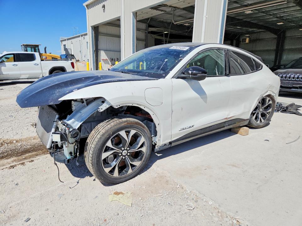52525456 :رقم المزاد ، 3FMTK3SU4MMA43120 vin ، 2021 Ford Mustang Mach-e مزاد بيع
