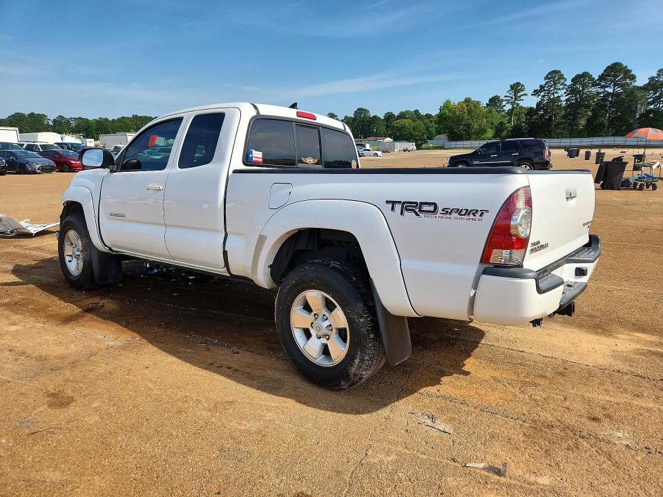 Продаж на аукціоні авто 2015 Toyota Tacoma, vin: 5TFTU4GN5FX077926, номер лоту: 53775046