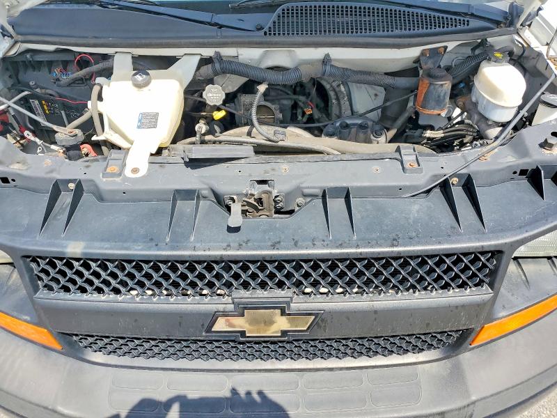 53002246 :رقم المزاد ، 1GCWGFCF7F1159867 vin ، 2015 Chevrolet Express G2500 مزاد بيع