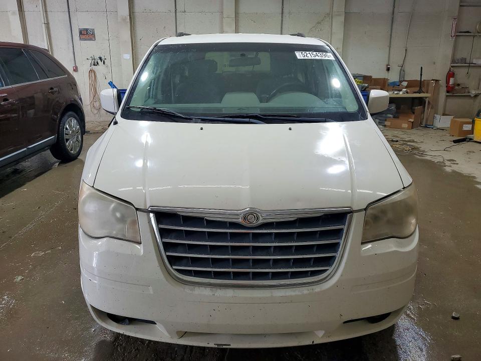 52154396 :رقم المزاد ، 2A4RR5D16AR243469 vin ، 2010 Chrysler Town & Country مزاد بيع