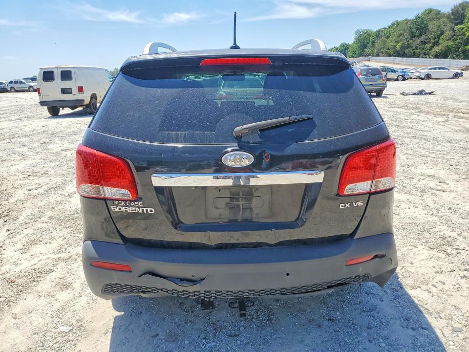 52249996 :رقم المزاد ، 5XYKU4A26DG421225 vin ، 2013 Kia Sorento مزاد بيع