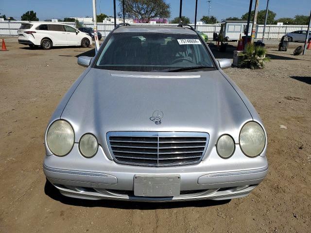 2001 Mercedes-benz E მანქანა იყიდება აუქციონზე, vin: WDBJH65J01B276815, აუქციონის ნომერი: 55747956