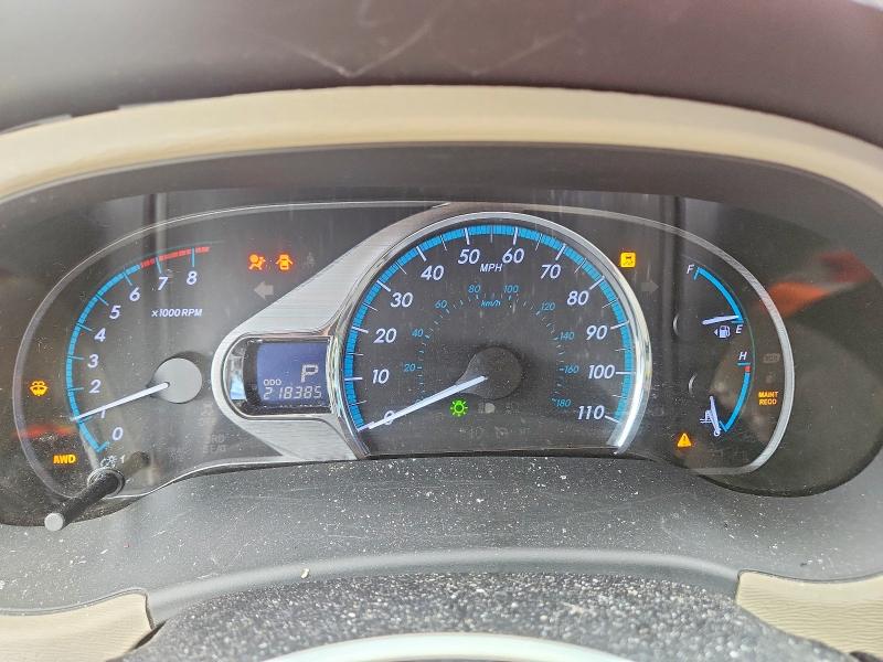 52883686 :رقم المزاد ، 5TDDK3DC0BS002008 vin ، 2011 Toyota Sienna مزاد بيع
