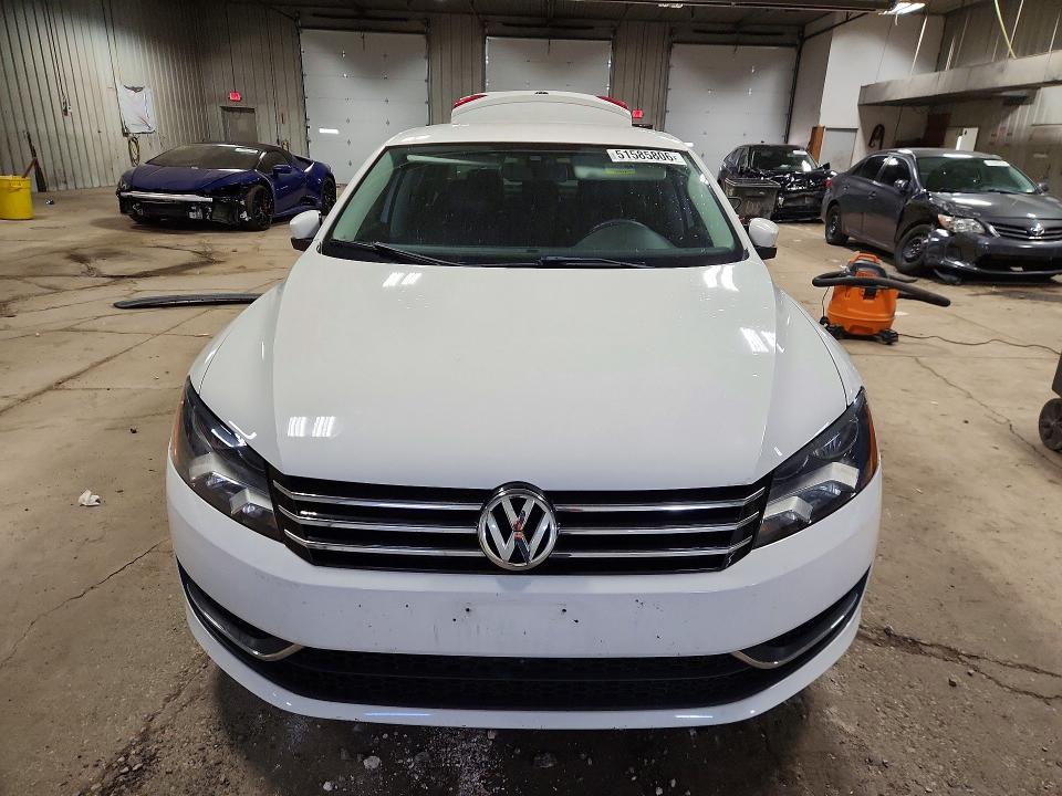 2013 Volkswagen Passat მანქანა იყიდება აუქციონზე, vin: 1VWAH7A32DC056697, აუქციონის ნომერი: 51585806